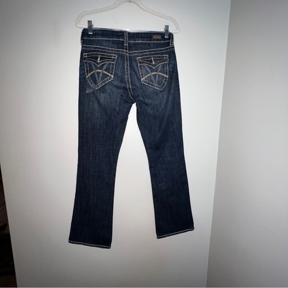 Kut from the kloth bootcut Natalie,‎ jeans, size 4 - Picture 10 of 16